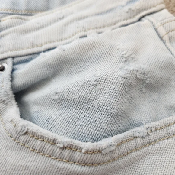 Wild Fable Super High Rise Tapered Jean - Picture 11 of 16